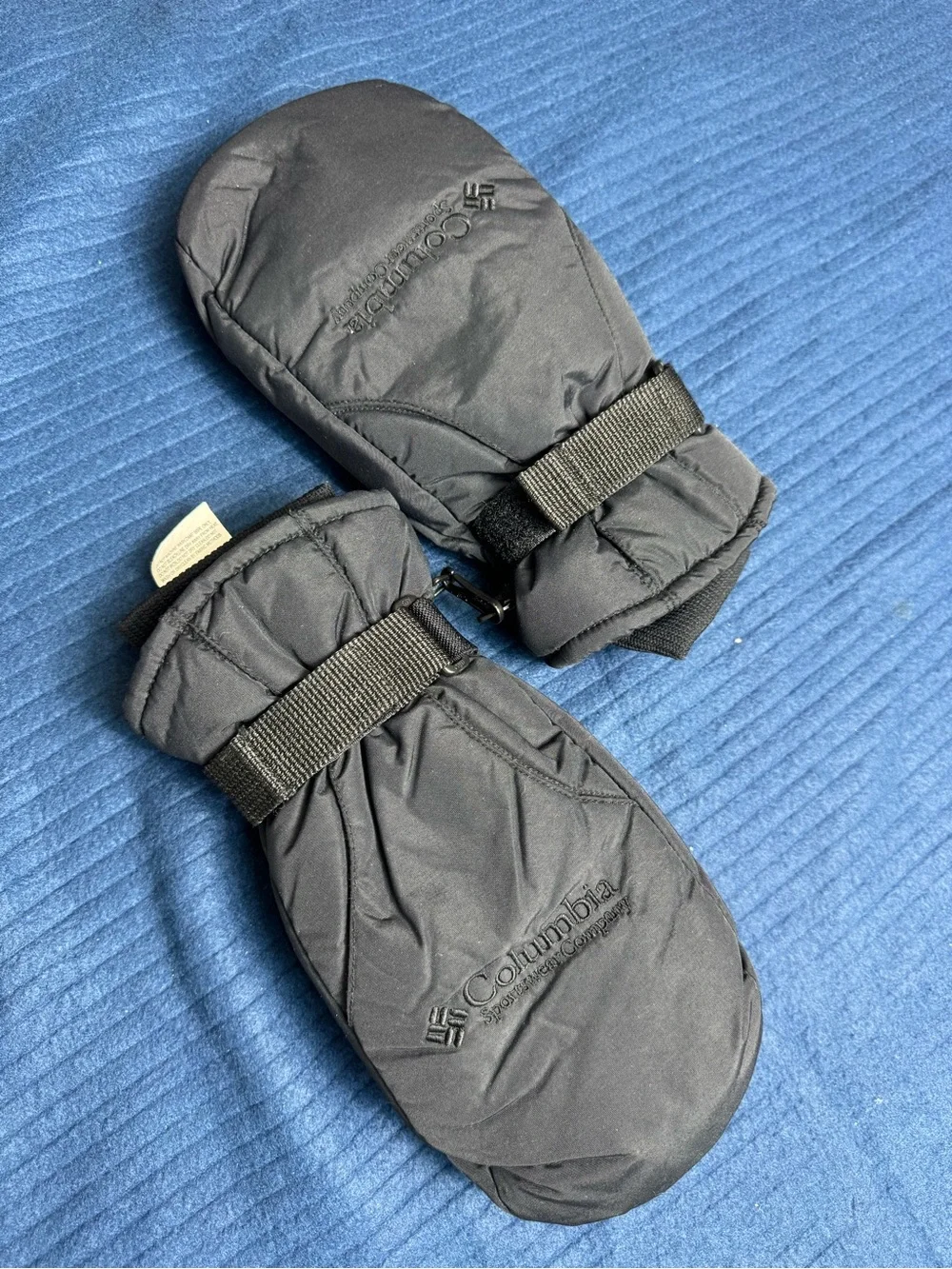 Columbia Black Quilted Mittens with Grip Panels